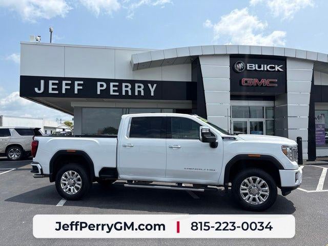 2021 GMC Sierra 2500 HD Denali in Summit White — front three-quarter view