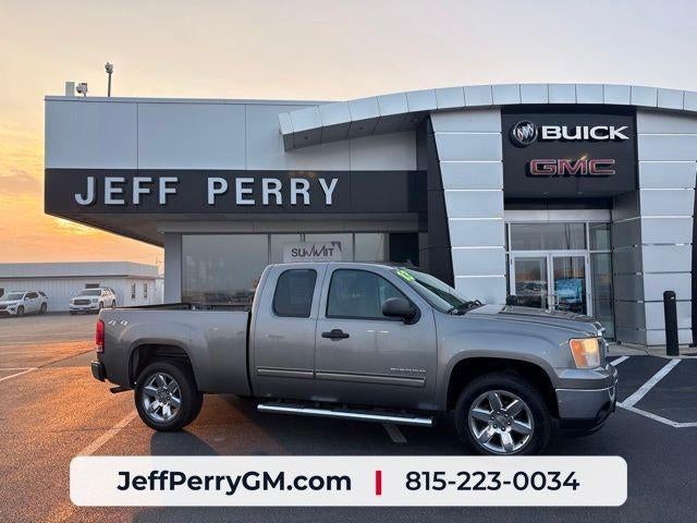 2013 GMC Sierra 1500 SLE in Steel Gray Metallic — front three-quarter view