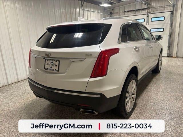 2019 Cadillac XT5 — rear three-quarter view