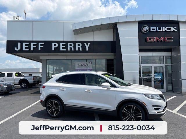 2017 Lincoln MKC Reserve in White — front three-quarter view
